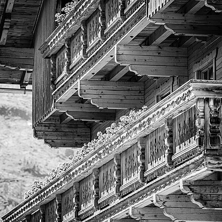 Haus Gutwenger mit viel Holz